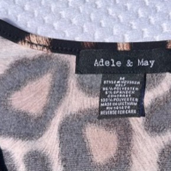 Adele & May Leopard Animal Print Top Size Medium Short sleeve - Picture 3 of 6